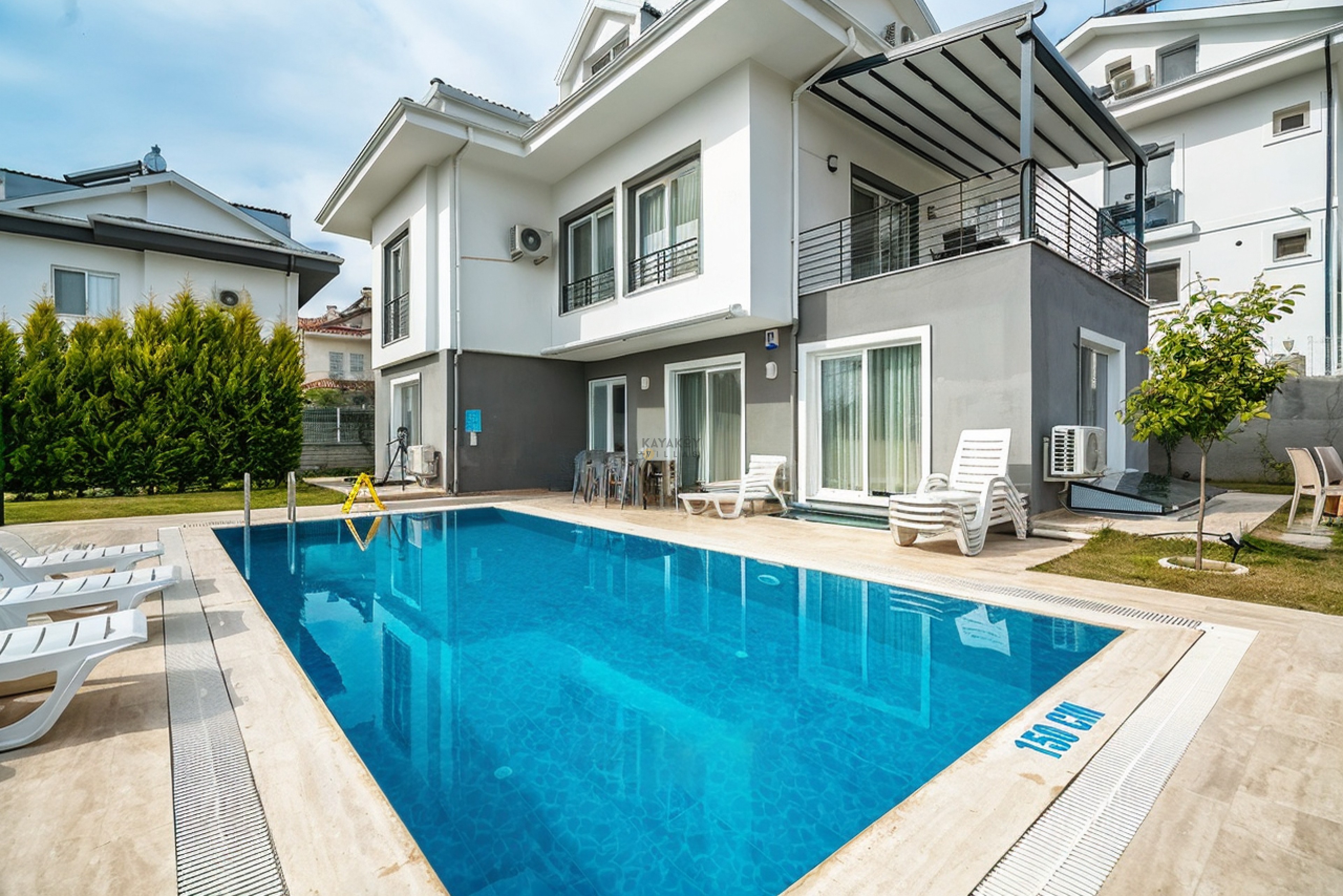 Villa Main