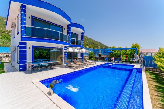 Villa Pamir Kaş Kalkan Patara Bölgesinde Kiralık Villa