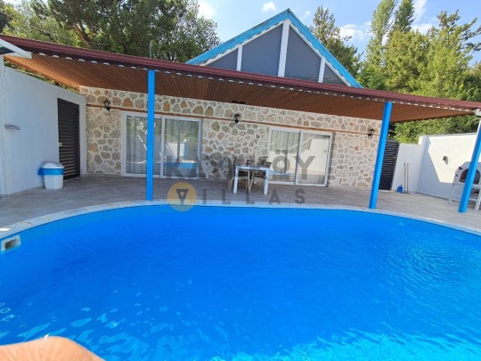 Villa Sevra Havuzu Korunaklı İslami Villa