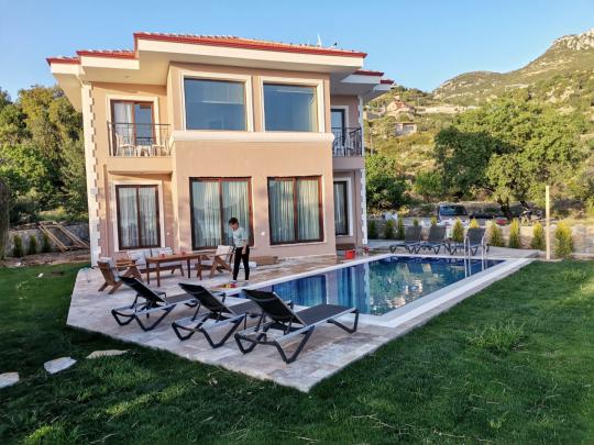 Villa Salkım Marmaris Söğüt Bölgesinde Kiralık Villa